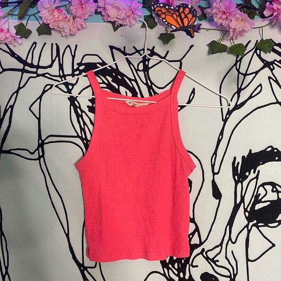 ❤️🔥3 / 30❤️🔥 Urban Planet Hot Pink High Neck Crop Top Small - Picture 3 of 4